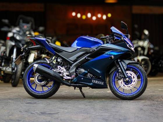 YAMAHA YZF R15 